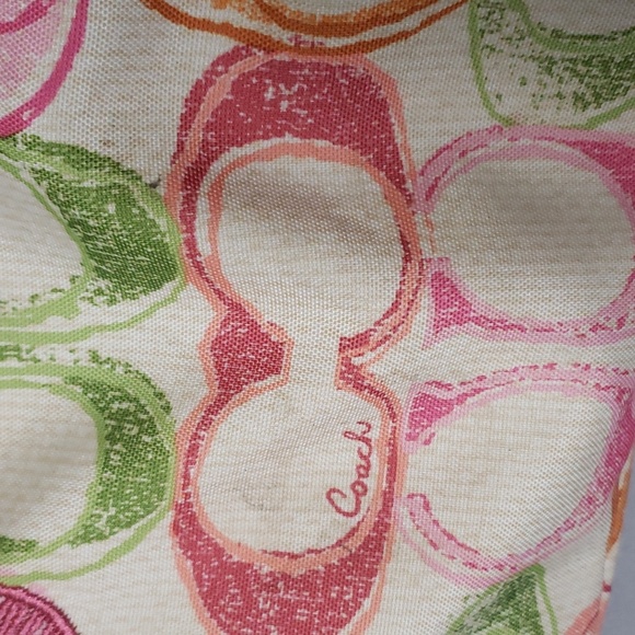COACH Poppy Signature Summer Large Bag Purse Spacious Zipper closure EUC - Picture 6 of 16